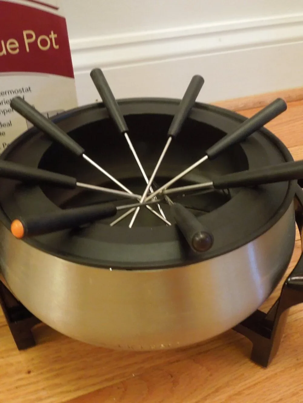 Rival Electric 3 Qt Fondue Pot